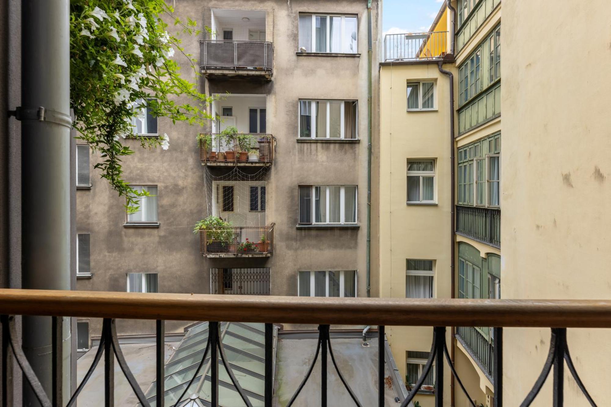 Numa Prague Republika Aparthotel Exterior photo